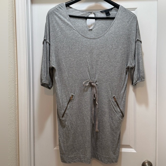 Marc By Marc Jacobs Dresses & Skirts - Marc by Marc Jacobs Women’s Medium Short Sleeve Bow Tie Mini Dress - Gray EUC